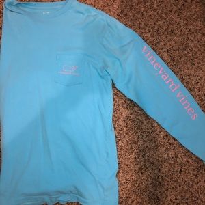 Long sleeve vineyard vine tee